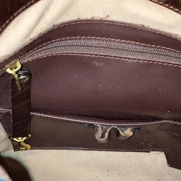 Brahmin Black and Brown Genuine Leather Croc Embossed Shoulder Bag 10” X 10” - Picture 11 of 16